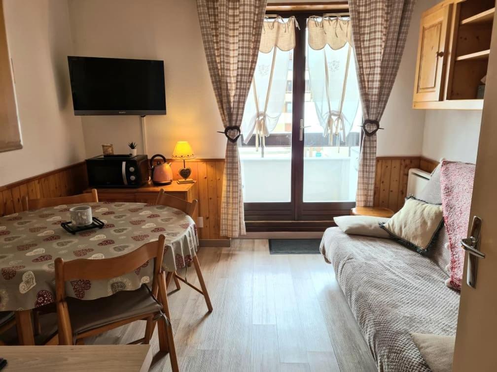 Bel Appartement Samoens La Cour Classe 2 Etoiles Esterno foto